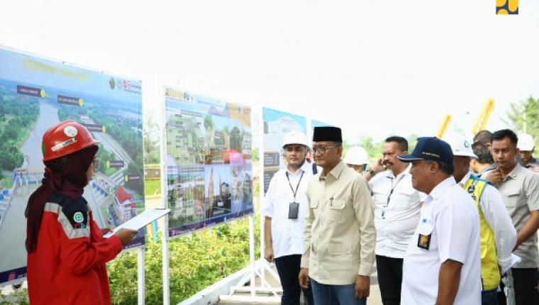 Menteri PU Tinjau Bendung Rentang untuk Perkuat Ketahanan Pangan