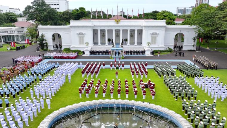 Upacara Kenegaraan Sambut Kedatangan Sekjen PKV Tô Lâm di Istana Merdeka Jakarta