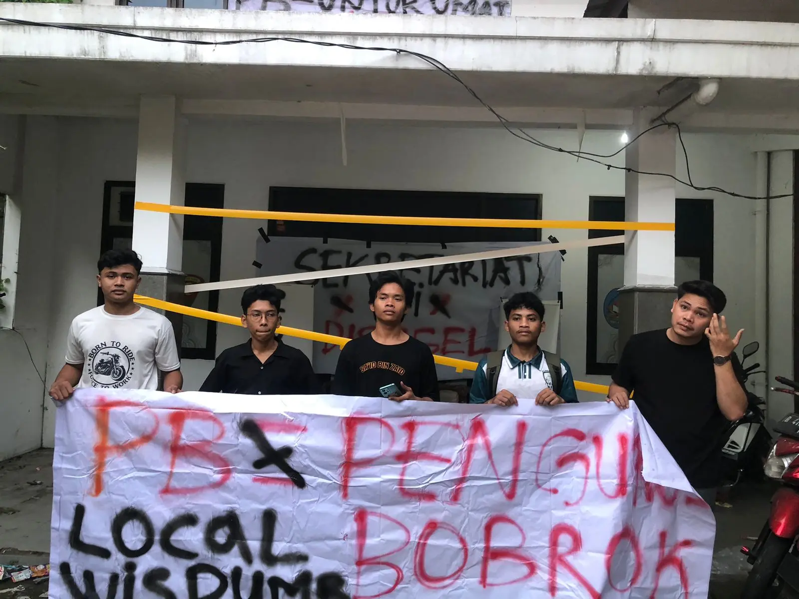Diminta Bicara, Pelajar Jakarta Segel Kantor PB PII: Pengurus Besar Melarikan Diri