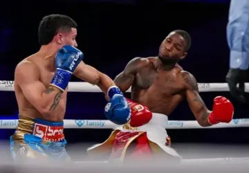 Jan Paul Rivera Menang KO di Ronde Keenam, Corey Marksman Ikut Bersinar di “Most Valuable Prospects 14