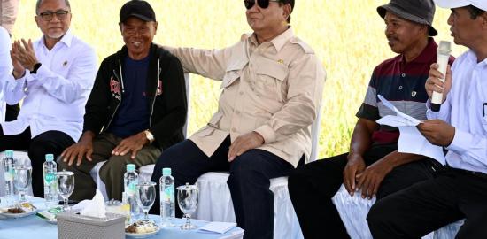 Presiden Prabowo Serap Aspirasi Petani se-Indonesia dalam Dialog Panen Raya Nasional