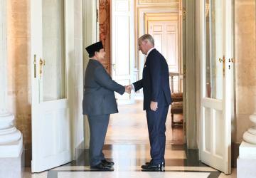 Presiden Prabowo Bertemu Raja Belgia, Disambut Hangat di Istana Laeken