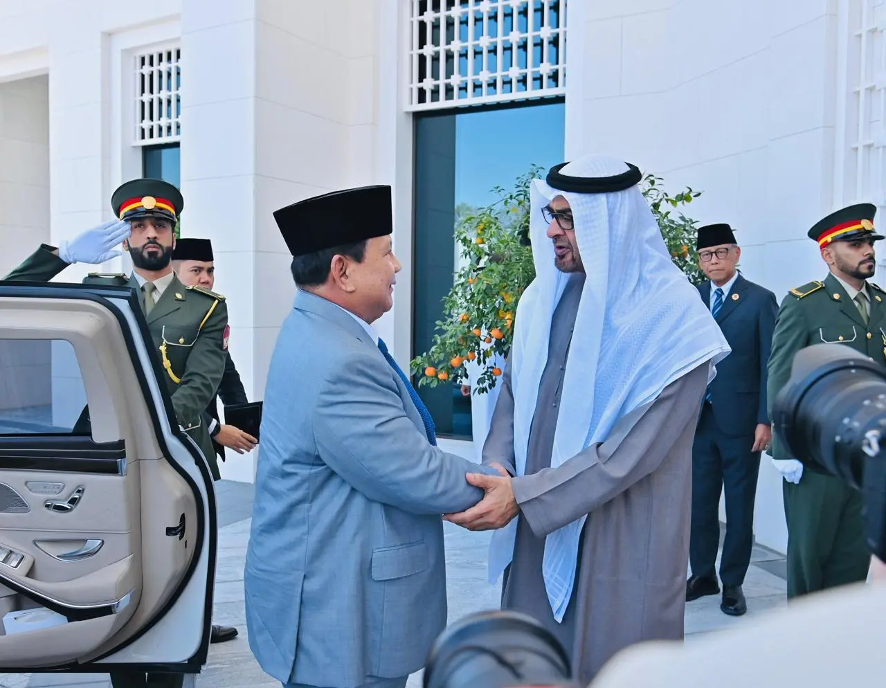Presiden Prabowo Disambut Hangat di Istana Qasr Al Shatie
