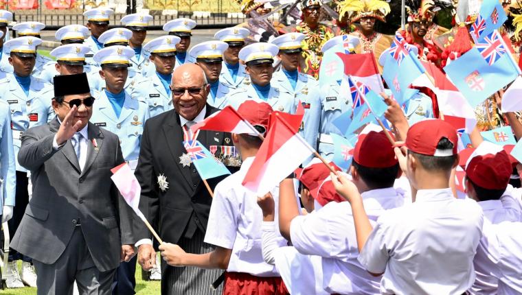 Presiden Prabowo Sambut Kunjungan Resmi PM Rabuka di Istana Merdeka