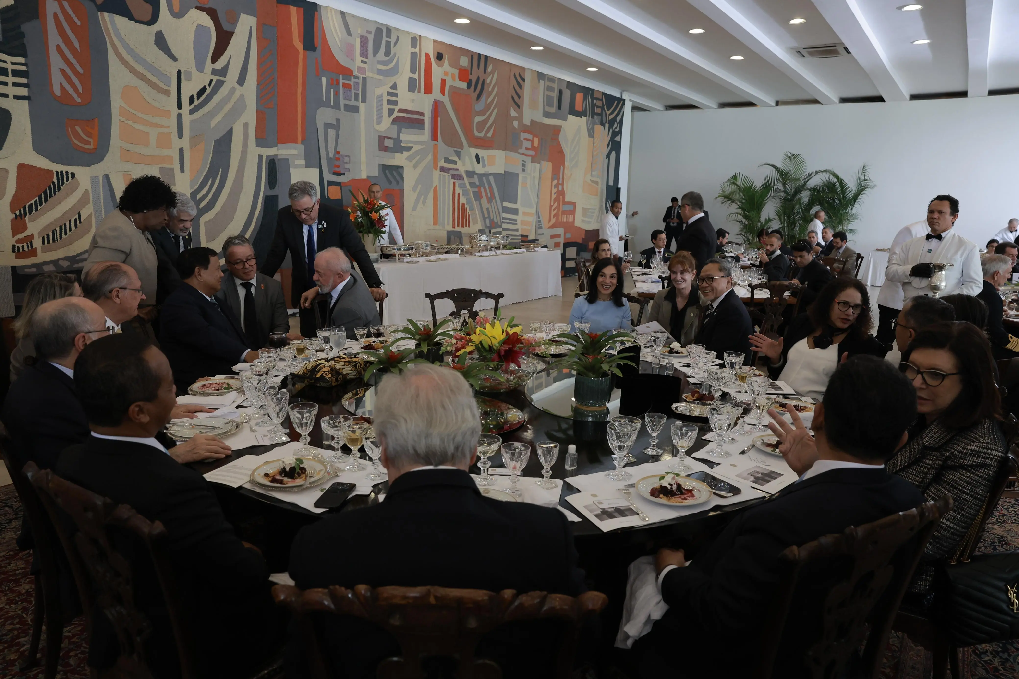 Presiden Prabowo Hadiri Jamuan Santap Siang Kenegaraan Bersama Presiden Lula di Brasilia