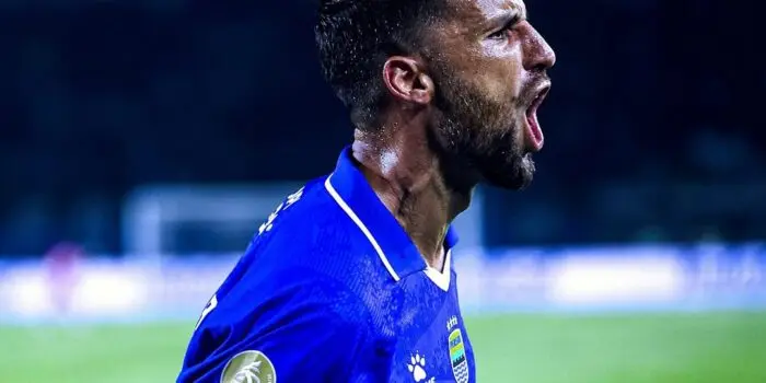 Persib Bandung Akan Bertarung di Empat Kompetisi, Apa Kata Luciano Guaycochea?