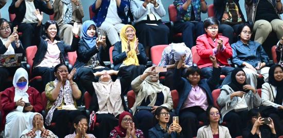 RUU Perlindungan Pekerja Rumah Tangga Resmi Disahkan Jadi Undang-Undang