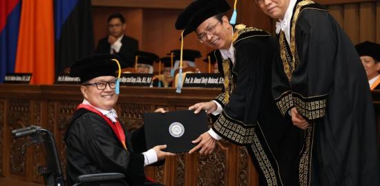 Prof Dr Bambang Sugeng Ariadi Subagyono Soroti Konsep Smart Consumer Protection di Era Digital