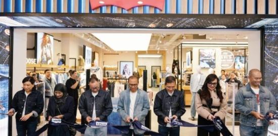 Erajaya Active Lifestyle Resmikan Kerja Sama dengan Levi’s® Tandai Babak Baru Pengelolaan Toko Levi’s® di Indonesia