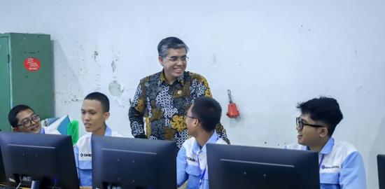 Menaker Tekankan Pelatihan Vokasi agar Lulusan Siap Masuk Dunia Kerja
