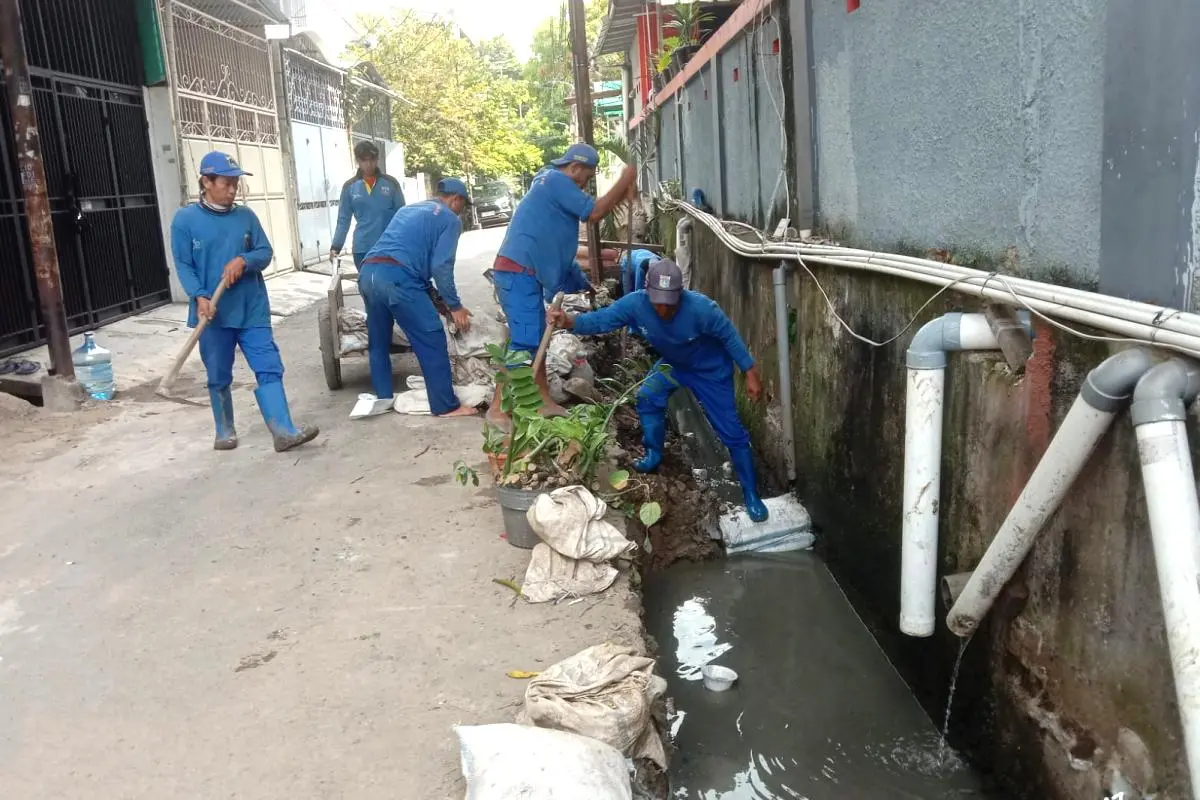 Normalisasi Saluran Jalan Morotai Selesai Awal Juni