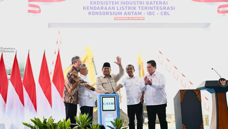 Presiden Prabowo Resmikan Proyek Baterai Terbesar di Asia Tenggara