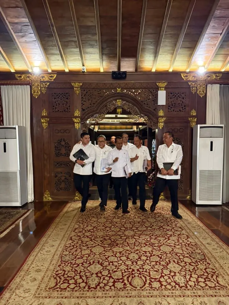 Meriahkan HUT ke-80 Kemerdekaan RI, Presiden Prabowo Saksikan Karnaval Bersatu di Monas