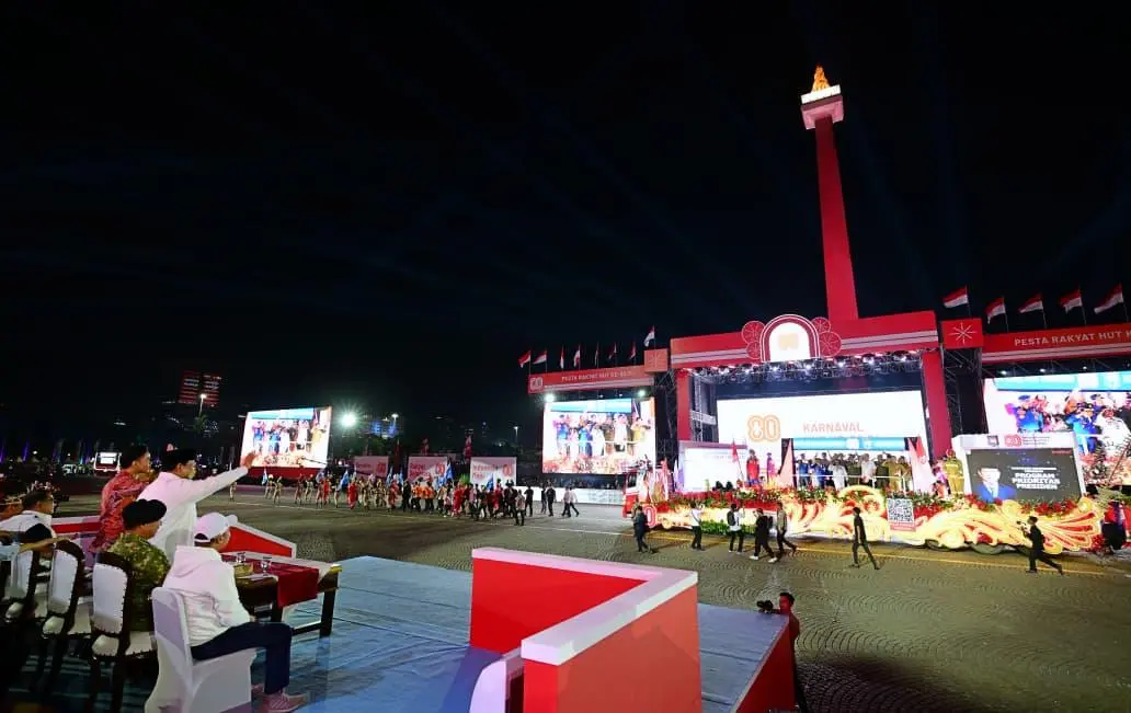 Ribuan Warga Padati Monas, Rayakan Kemerdekaan dengan Lomba Rakyat dan Hiburan Gratis