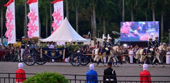 Pesta Rakyat di Halaman Istana, Rakyat Menyatu dalam Kemerdekaan