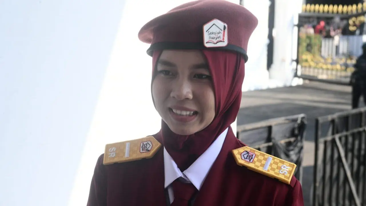 Presiden Prabowo dan Jajaran Menteri Kompak Kenakan Pakaian Adat di Upacara Peringatan Detik-Detik Proklamasi