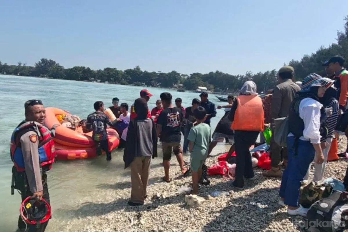 Penumpang KM Makmur Jaya Berhasil Dievakuasi Usai Kapal Alami Mati Mesin