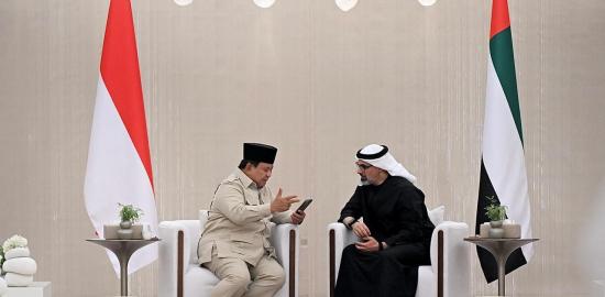 Prabowo dan Presiden MBZ Bahas Isu Global dalam Pertemuan di Abu Dhabi