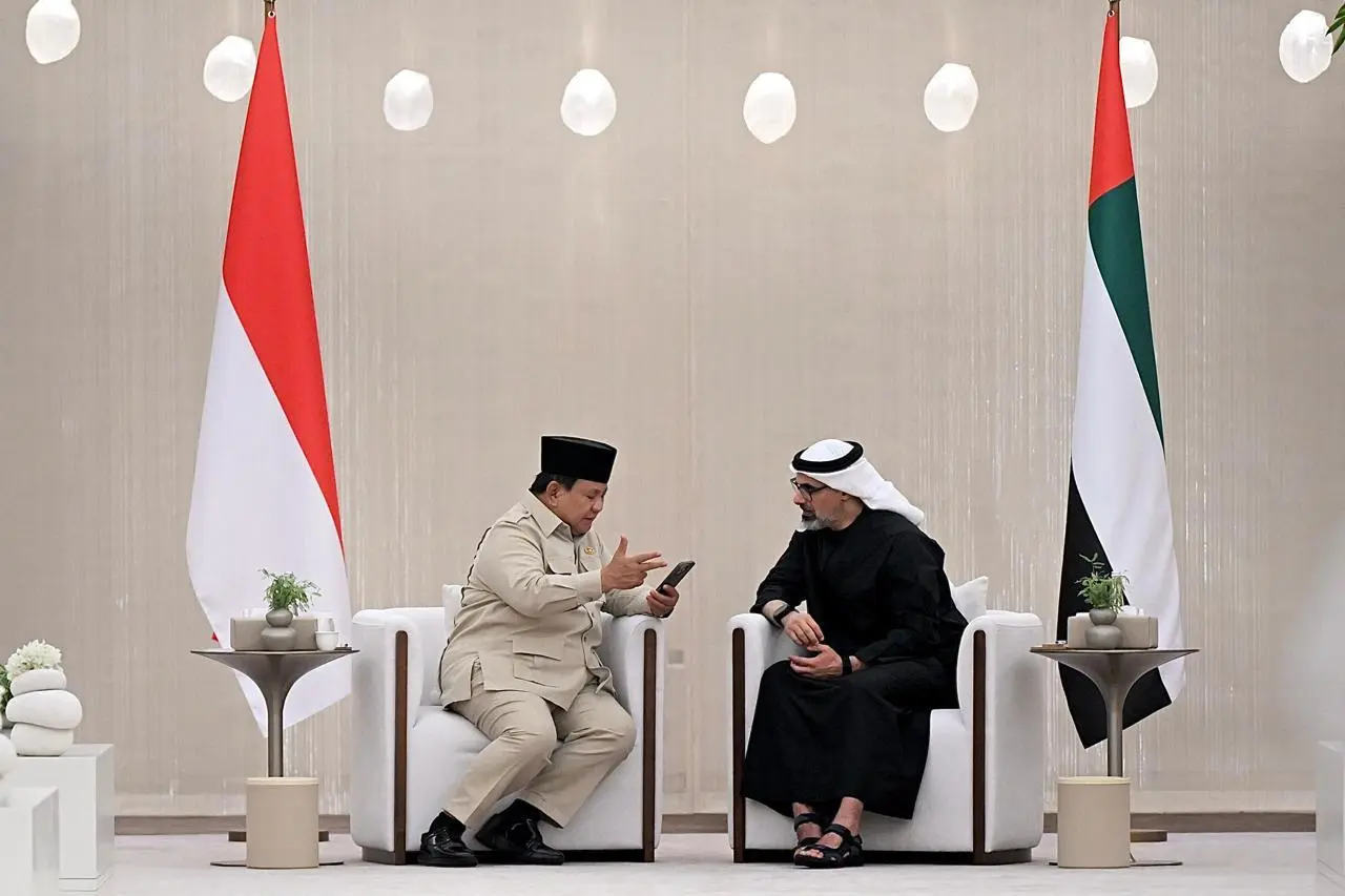 Prabowo dan Presiden MBZ Bahas Isu Global dalam Pertemuan di Abu Dhabi