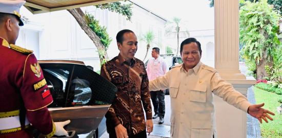 Momen Kebersamaan Presiden Prabowo dan Joko Widodo Saat Berbuka Puasa di Istana