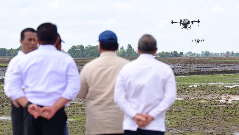 Swasembada Pangan, Presiden Prabowo Pimpin Tanam Padi Serentak di Ogan Ilir