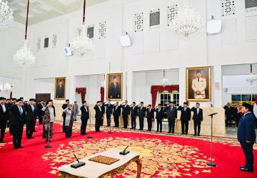 Presiden Prabowo Resmi Lantik 31 Duta Besar Luar Biasa