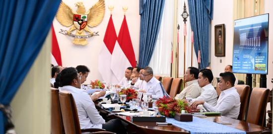 Presiden Prabowo Pimpin Ratas Percepatan Koperasi Merah Putih untuk Perkuat Ekonomi Desa