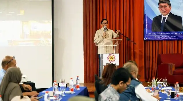 Alumni Jangan Hanya Reuni, Harus Turun Bantu Masyarakat Jawa Barat