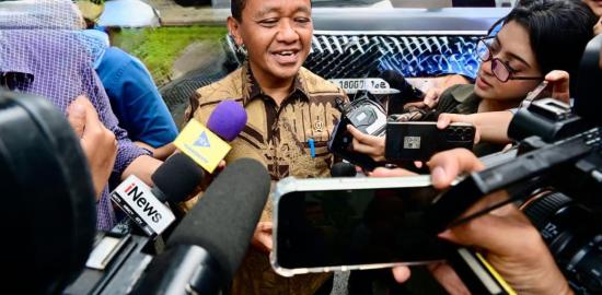 Panggil Menteri ESDM, Presiden Prabowo Terima Laporan Capaian PNBP Sektor ESDM