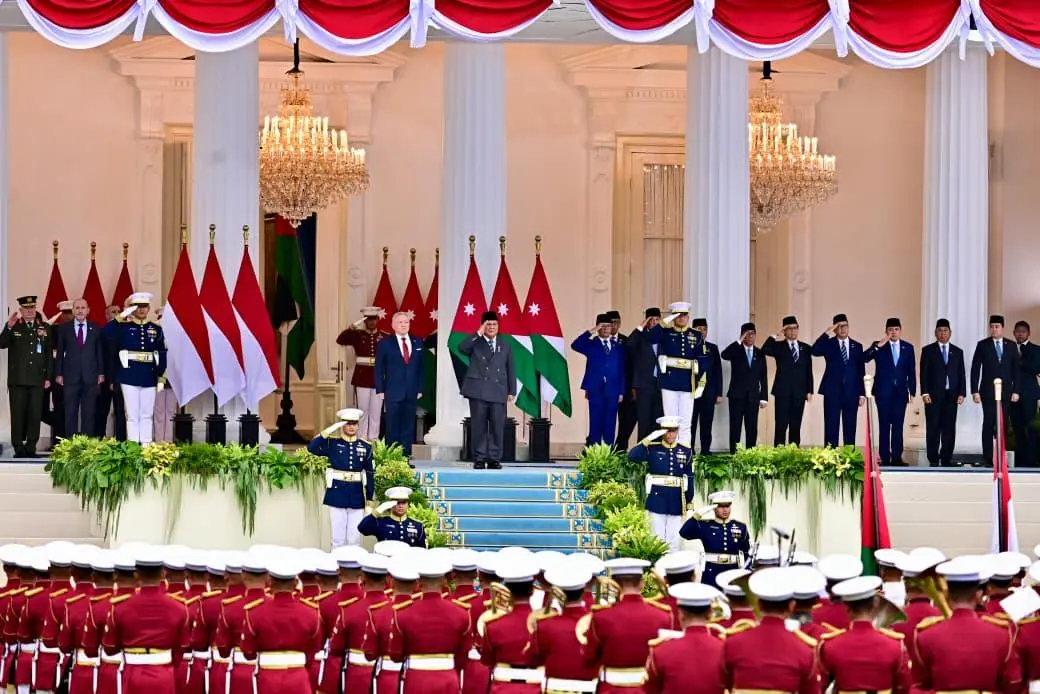 Presiden Prabowo Sambut Raja Yordania dalam Upacara Kenegaraan Penuh Kehormatan