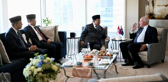 Di Tengah Kunjungan Kenegaraan, Presiden Prabowo Diskusi Hangat dengan Mantan PM Paul Keating