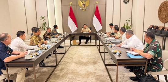 Presiden Prabowo Pimpin Rapat Khusus di Halim Sebelum Bertolak ke Australia