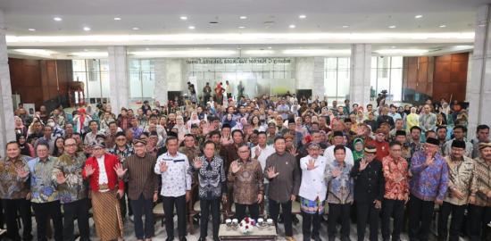 Pramono Apresiasi Peran dan Kontribusi Komunitas Daerah untuk Jakarta