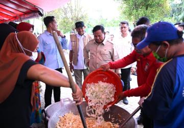 Presiden Pastikan Penanganan Korban Banjir Langkat Berjalan Maksimal