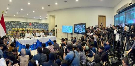 TNI dan Polri Kerahkan Armada Percepat Penanganan Bencana di Sumatra