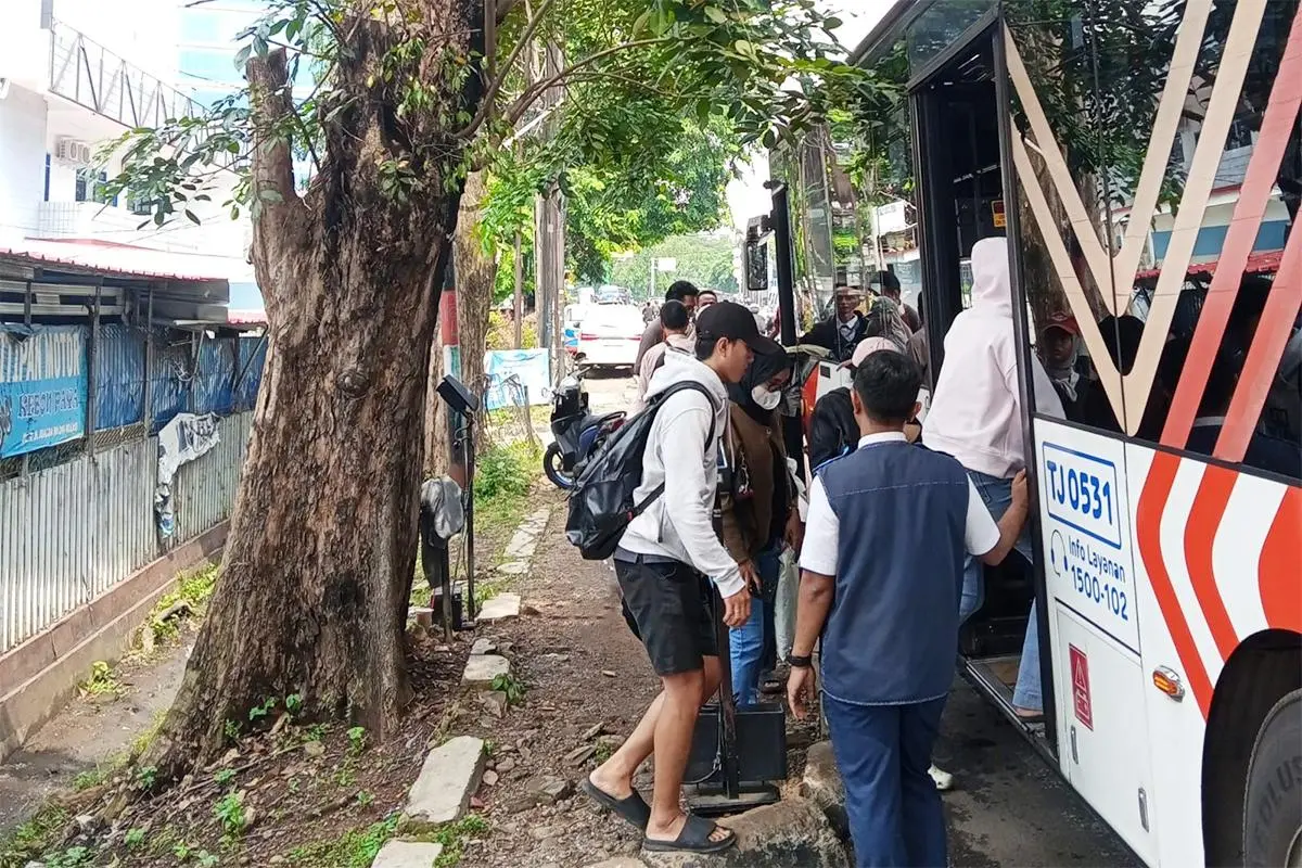 Transjakarta Sediakan Layanan Shuttle Bus Antara Stasiun Bekasi Timur dan Stasiun Bekasi