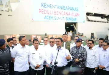 Mentan Amran Apresiasi Peran TNI–Polri dalam Penyaluran Bantuan Bencana Sumatra
