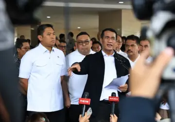 Menjelang Nataru, Mentan Amran Pastikan Distribusi dan Stok Pangan Terjaga