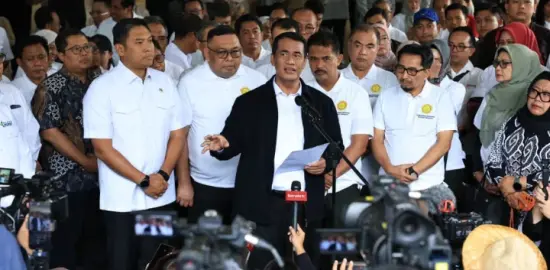 Mentan Amran Tegaskan Perbedaan Bantuan Pemerintah dan Program Kementan Peduli