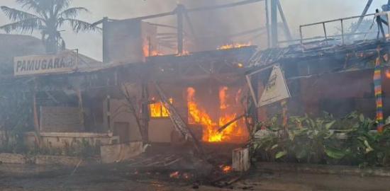 Kafe Resto di Pangandaran Ludes Terbakar, Pemadaman Sempat Terkendala Angin Kencang