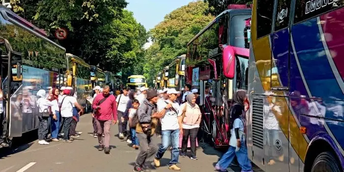 Pelaku Usaha Bus Pariwisata Jabar Berjuang Bertahan di Tengah Tekanan Ekonomi
