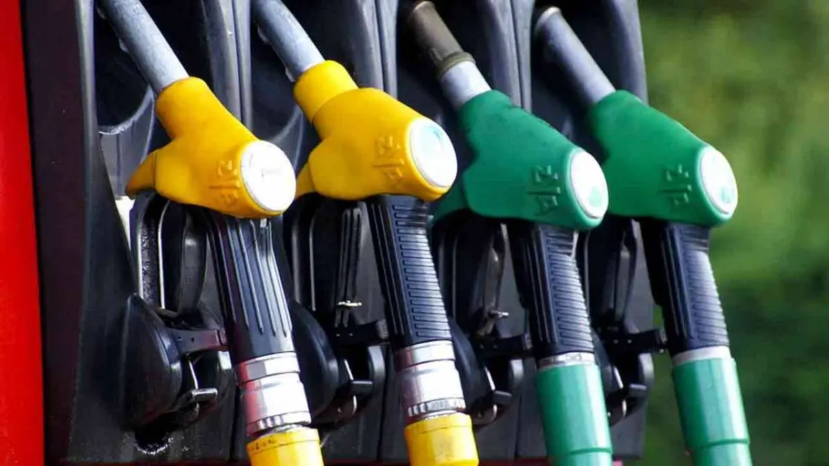 [SALAH] Cek Fakta: Benarkah Harga Pertamax Turun Jadi Rp10.500 per Liter?
