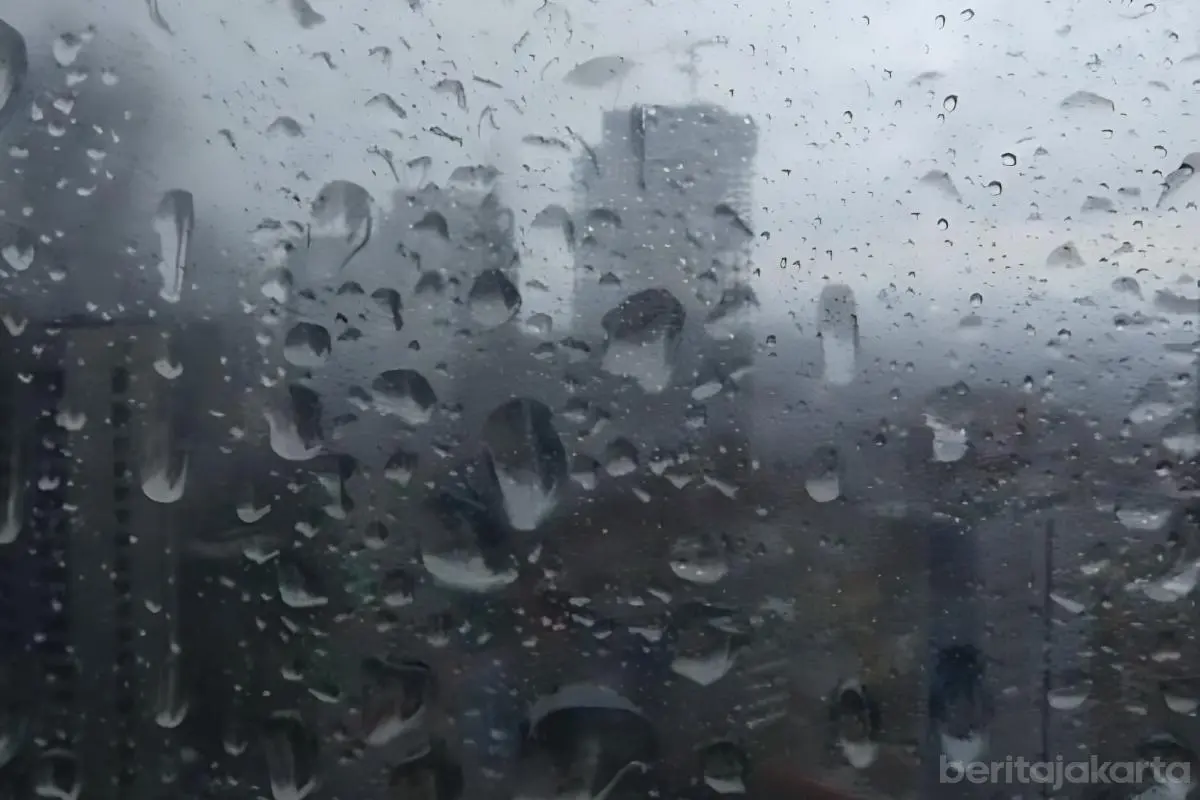 Prakiraan Cuaca Jakarta Hari Ini: Berawan dan Hujan Ringan