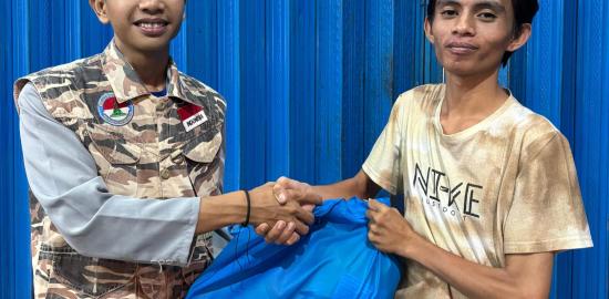 LAZISKU Kalbar Gandeng PII Salurkan Paket Sembako Lebaran untuk Mustahik di Pontianak