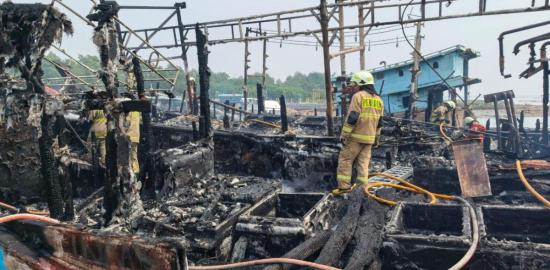 Kebakaran Kapal di Muara Angke Berhasil Dipadamkan