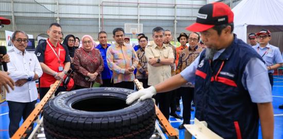 Menaker: Serikat Pekerja Bukan Lawan Perusahaan, tapi Penjaga Hak Pekerja