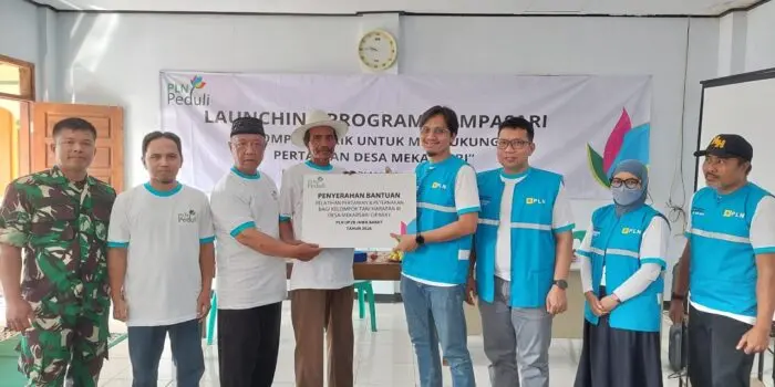 PLN UP2B Jabar Dukung Ketahanan Pangan Melalui Program TJSL di Desa Mekarsari