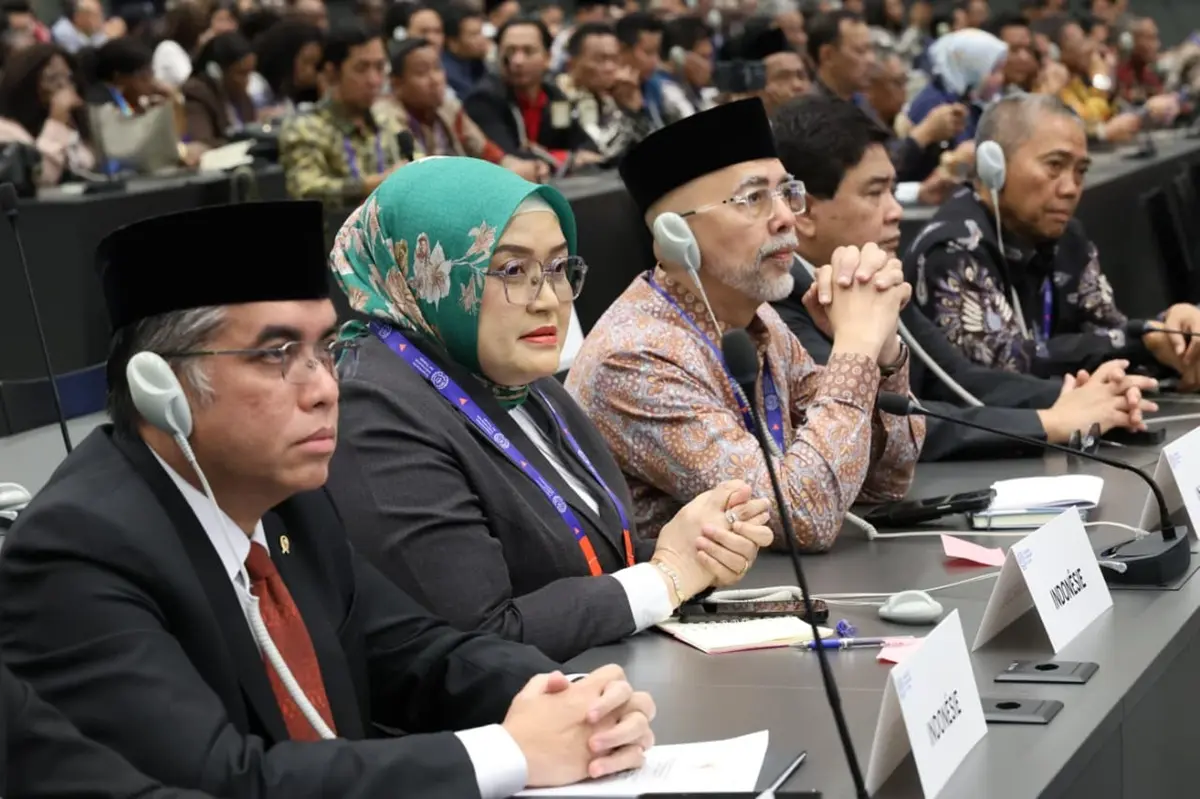 Menaker Yassierli di ILC 114: Perempuan Harus Menjadi Penggerak Utama Transformasi Dunia Kerja