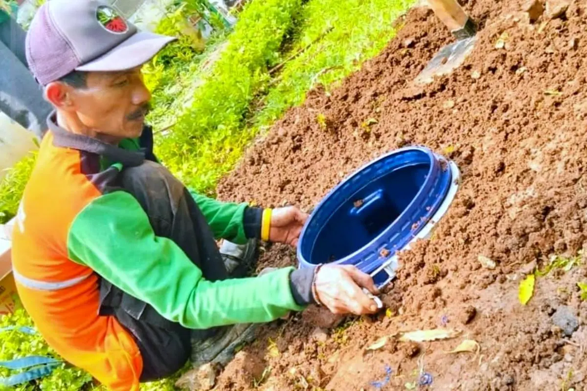 Sudin LH Jaksel Buat 345 Lubang Biopori Jumbo dan 40 Teba Modern