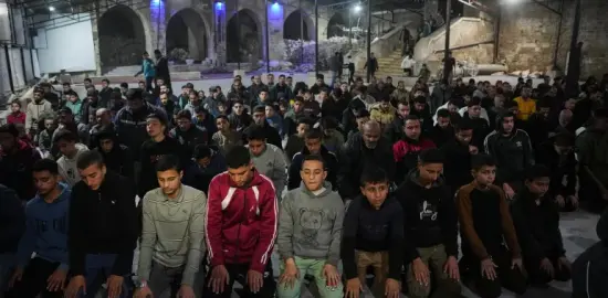 Ramadan Dimulai di Palestina dan Negara Teluk, Sejumlah Negara Lain Mulai Kamis